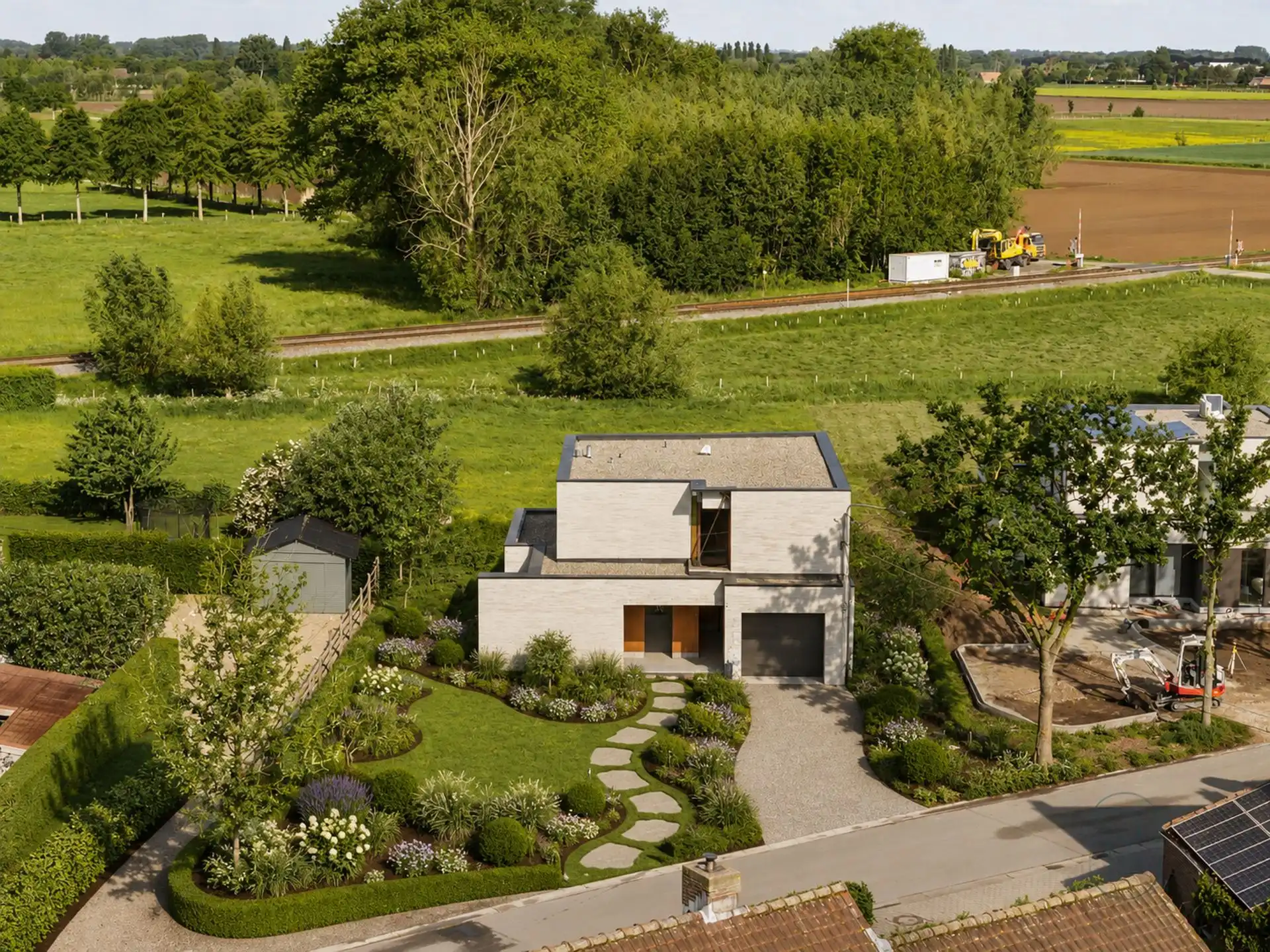 Moderne kwalitatieve nieuwbouwwoning. foto {{pictureIndex}}