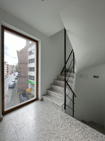 Stijlvol luxe-appartement met terras in hartje Gent – tussen de Reep en Sint-Annaplein foto 16