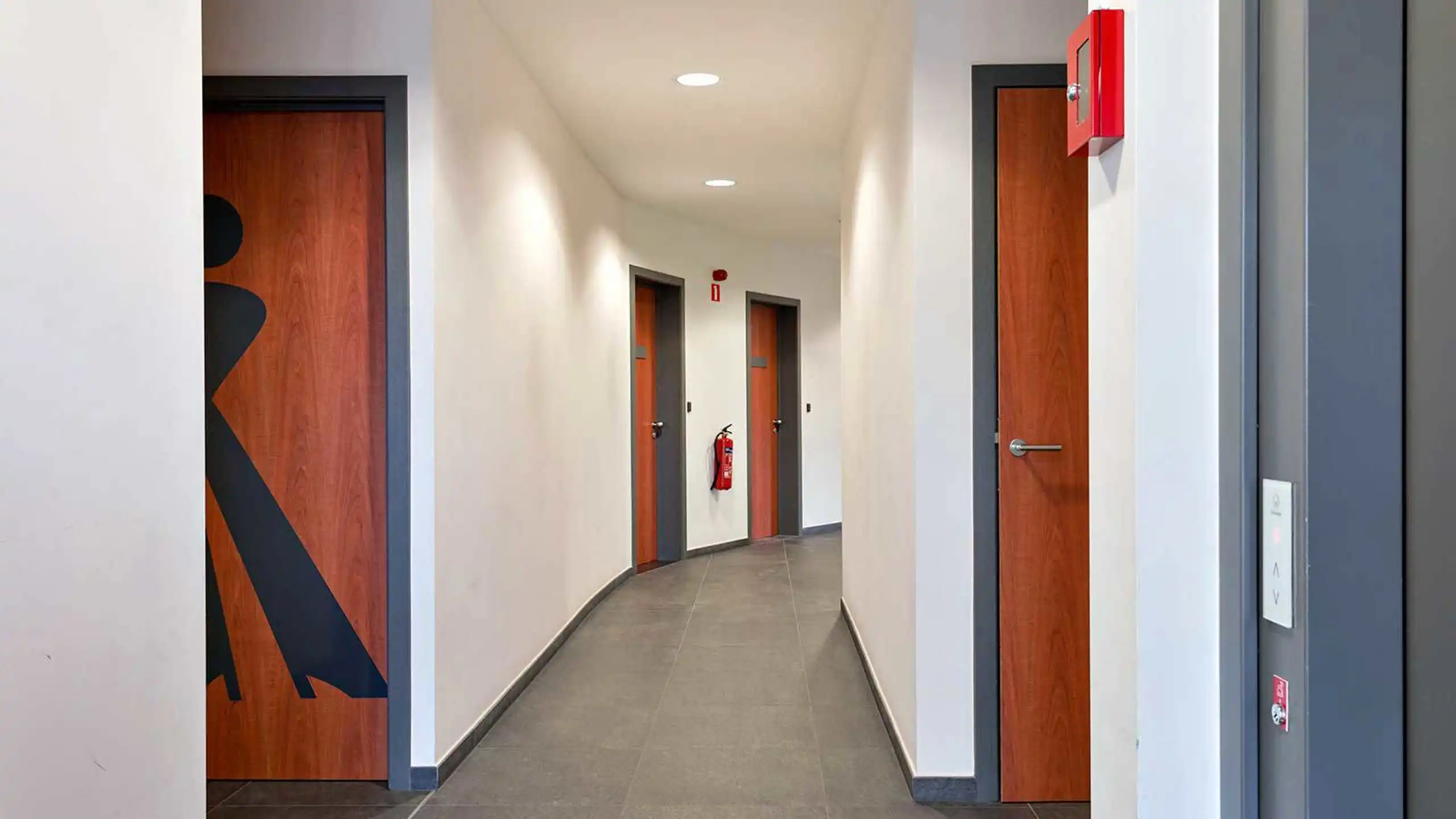 Moderne instapklare kantoorruimte in Wilrijk foto 5