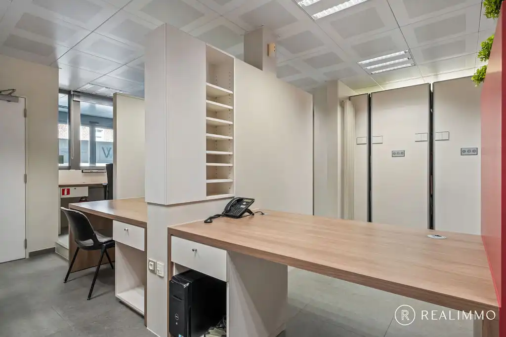 Handelspand te koop in centrum Tiegem foto 9