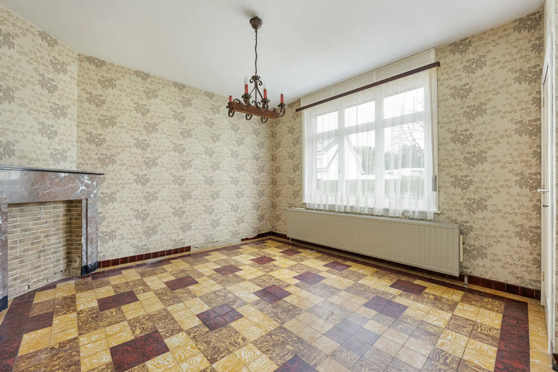 Te renoveren woning op mooi perceel van 1.519 m² (Zuid) foto 7