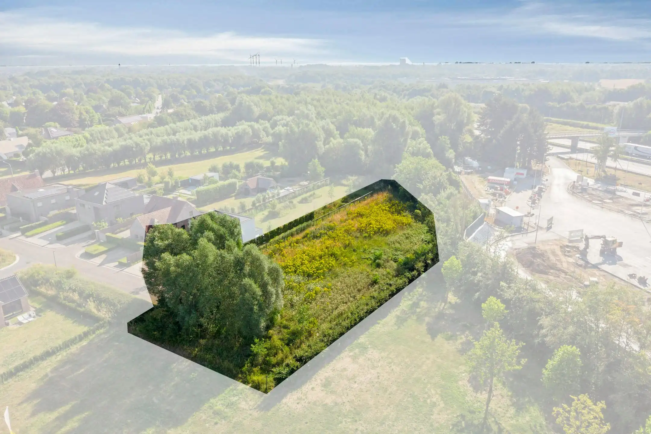 Residentieel gelegen grond (2098m²) op de Rodenburg foto {{pictureIndex}}