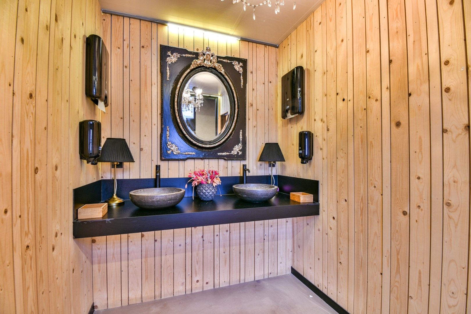 Exclusief domein met restaurant/feestzaal en luxueuze woning op 5 Ha te Torhout foto 10