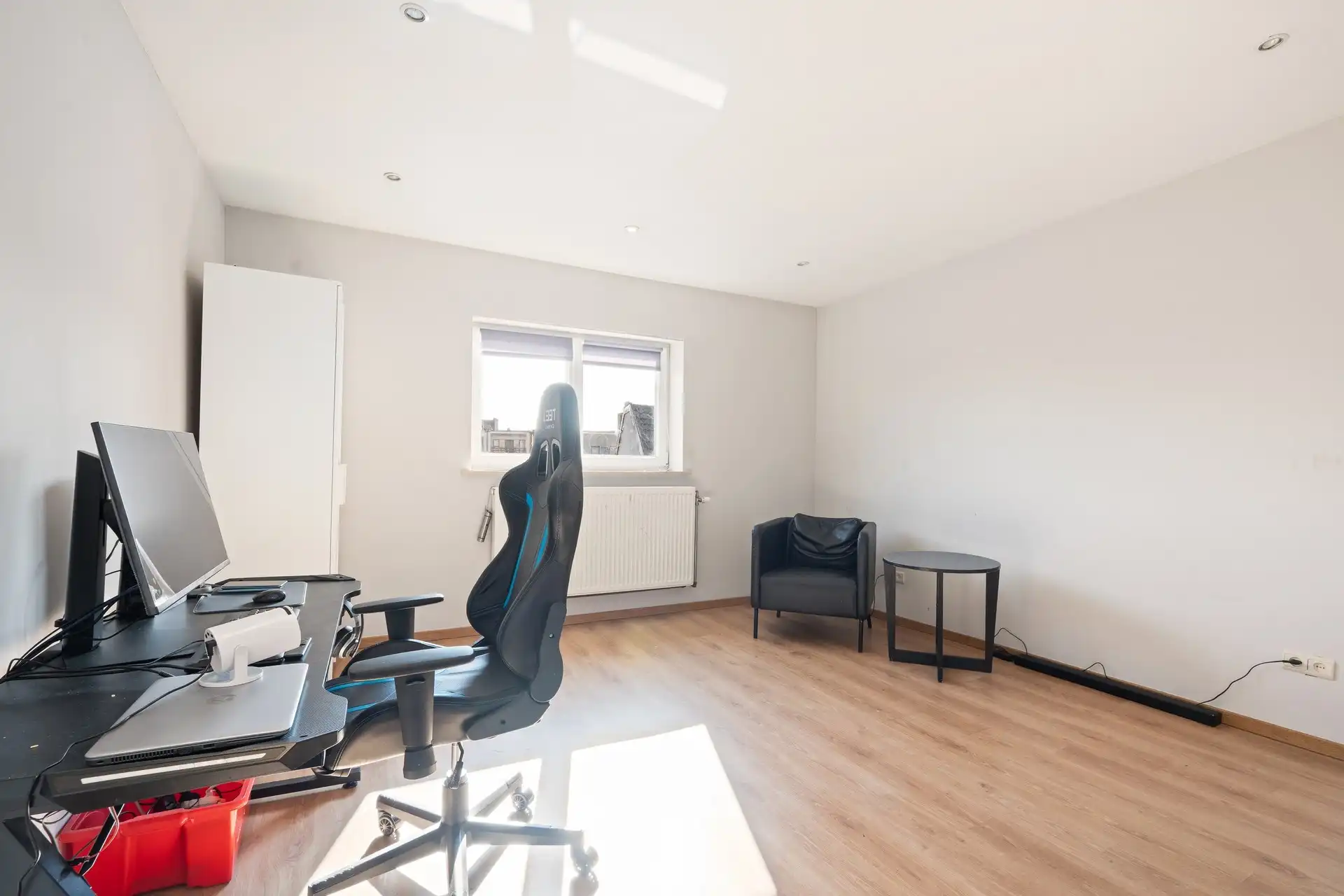 Instapklare energiezuinige eengezinswoning met 4 slaapkamers, 2 badkamers en West tuin. foto 12