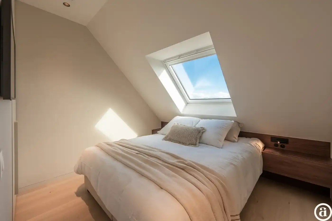 Prachtig nieuwbouw duplex-appartement op Zeedijk te Zoute. foto 23