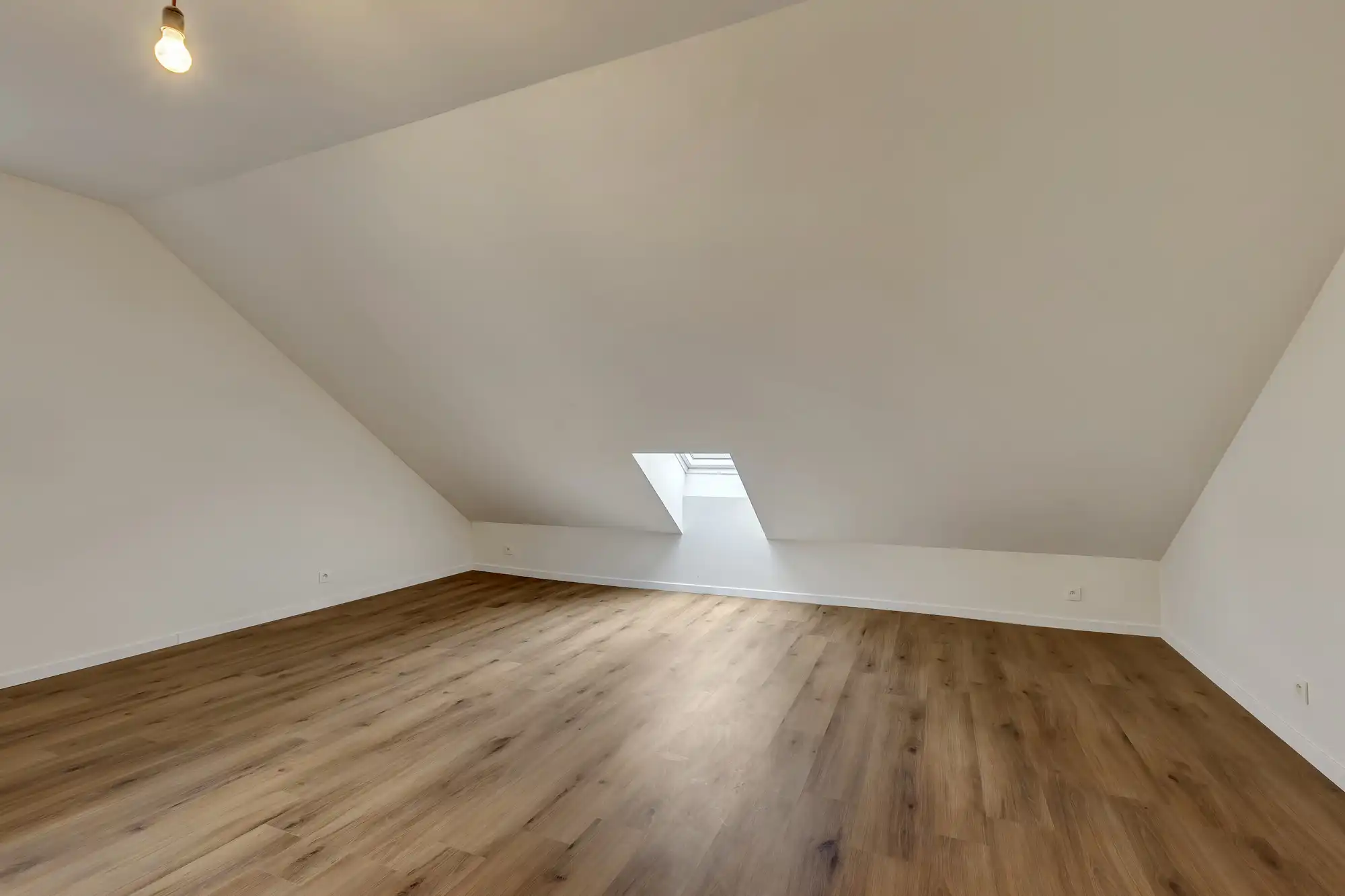 Energetische gerenoveerde woning op toplocatie foto 17