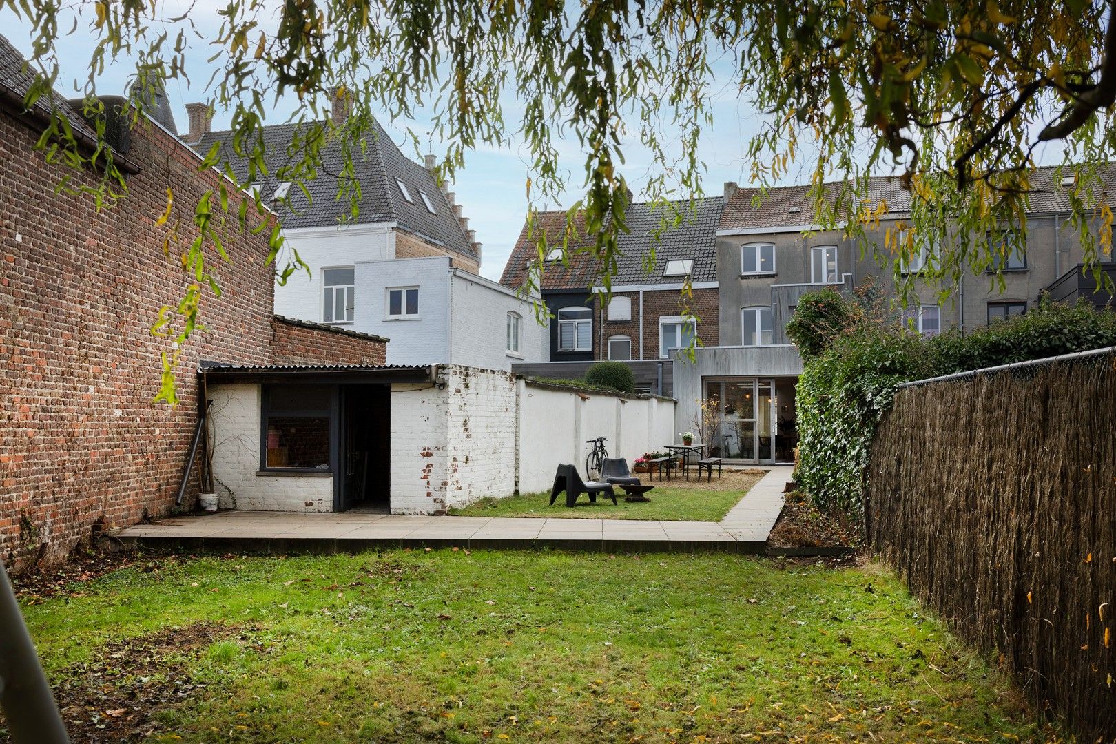 Karaktervolle woning met 4 slaapkamers en tuin. foto 14
