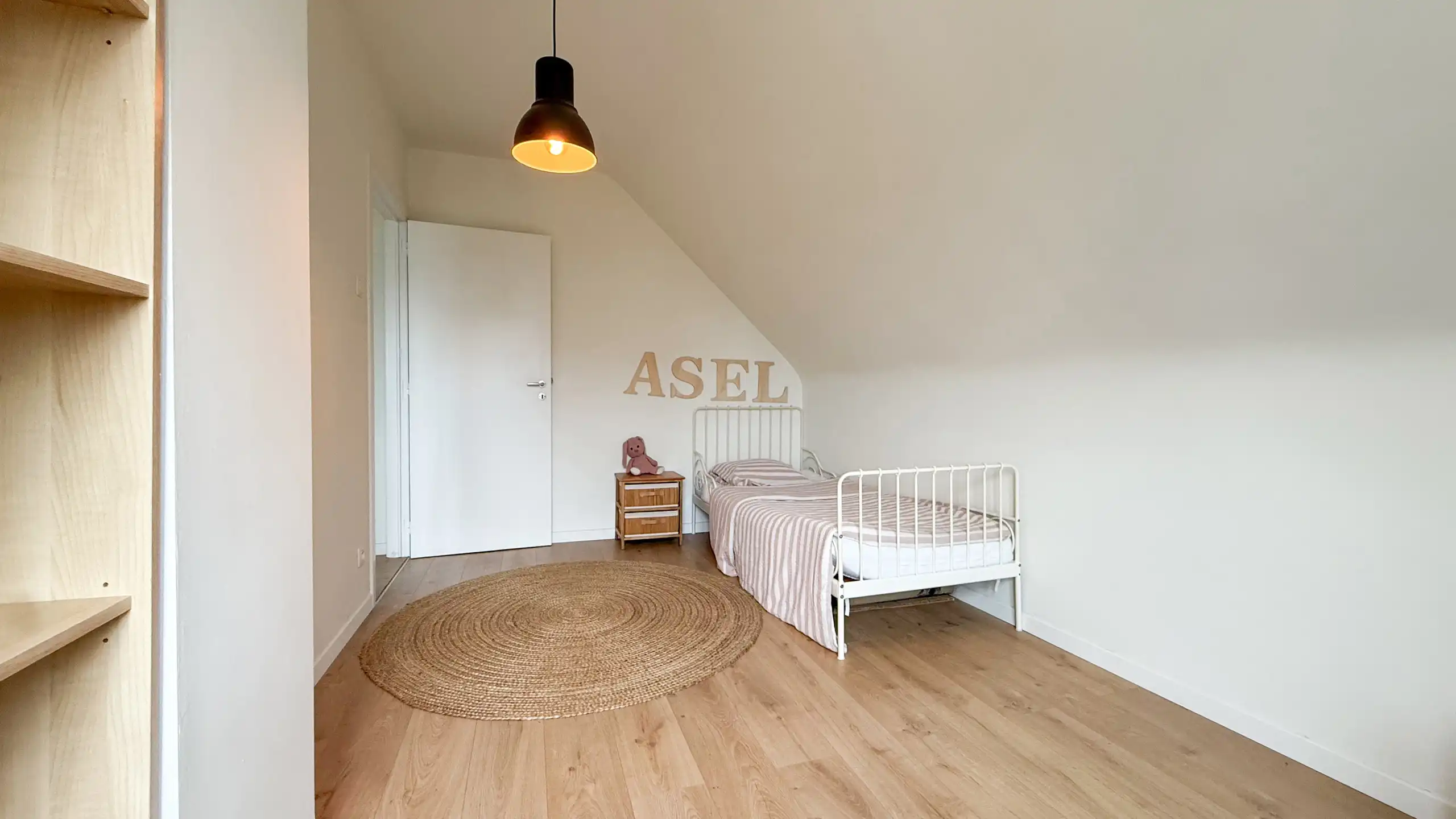 Instapklare open bebouwing met 4 slpk en 2 leefruimtes! foto 23