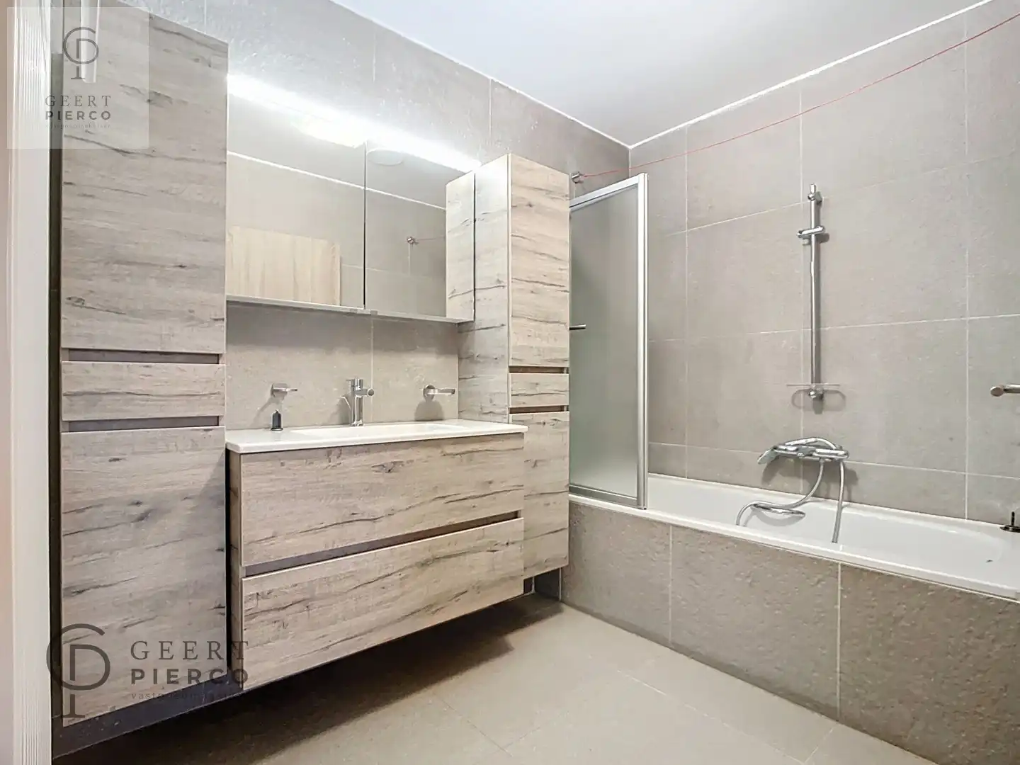 Ruim appartement te Landen foto 17