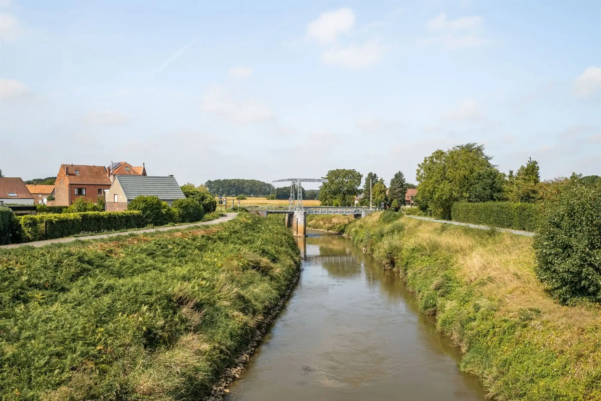 Bouwgrond van 1.555 m² in groene omgeving nabij het dorpshart foto 10