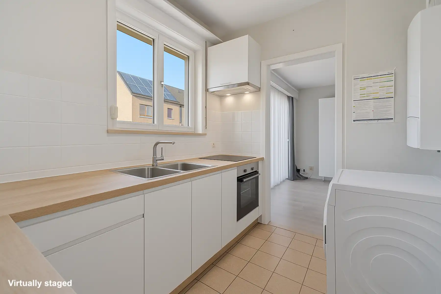 Appartement met 2 slaapkamers en garage. foto 3