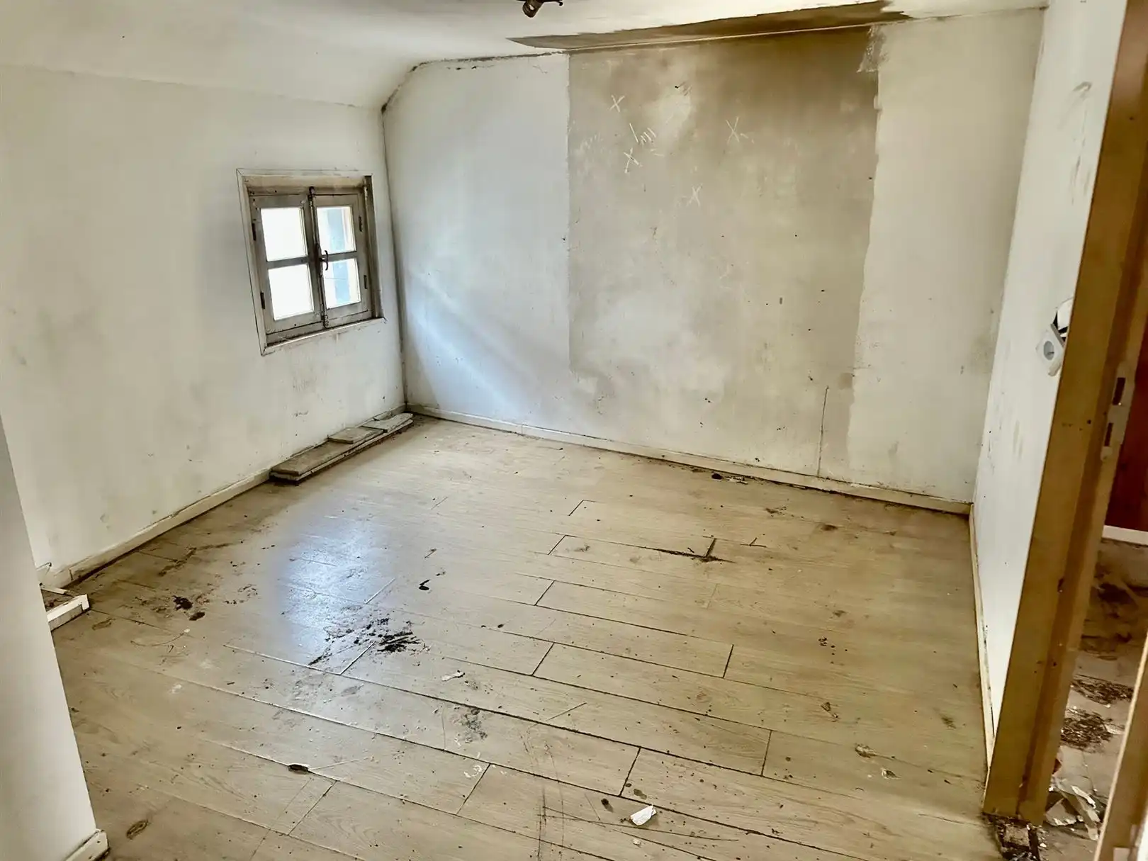 Totaal te renoveren HOB foto 5