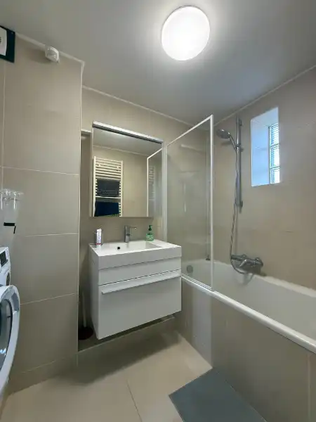 Lichtrijk dakappartement met ruim dakterras tussen Sint-Pietersstation en UZ Gent foto 10