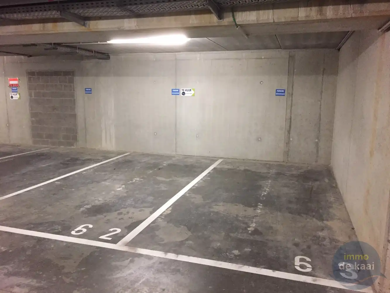 Parkeerplaats te huur foto 2