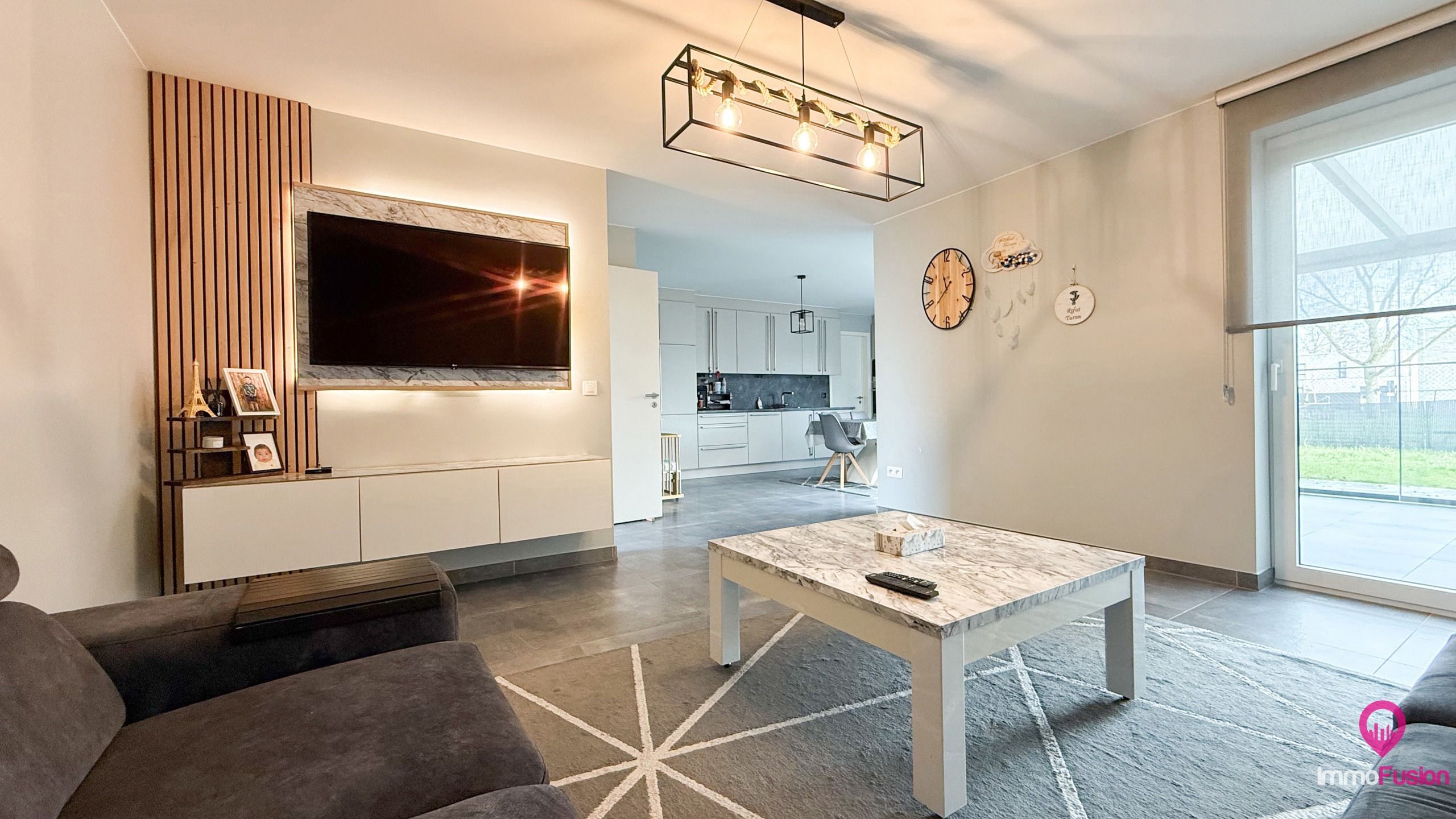 Recente halfopen woning met 2slpk en mooi tuin in Boekt! foto 4
