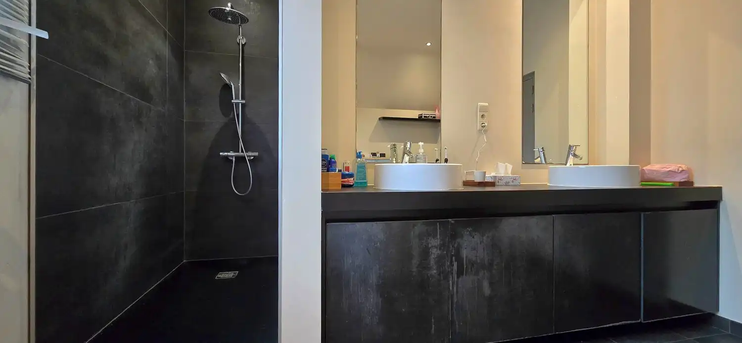 Ruime moderne woning op een perceel van 10a 12ca in een rustige, bosrijke omgeving te koop foto 15