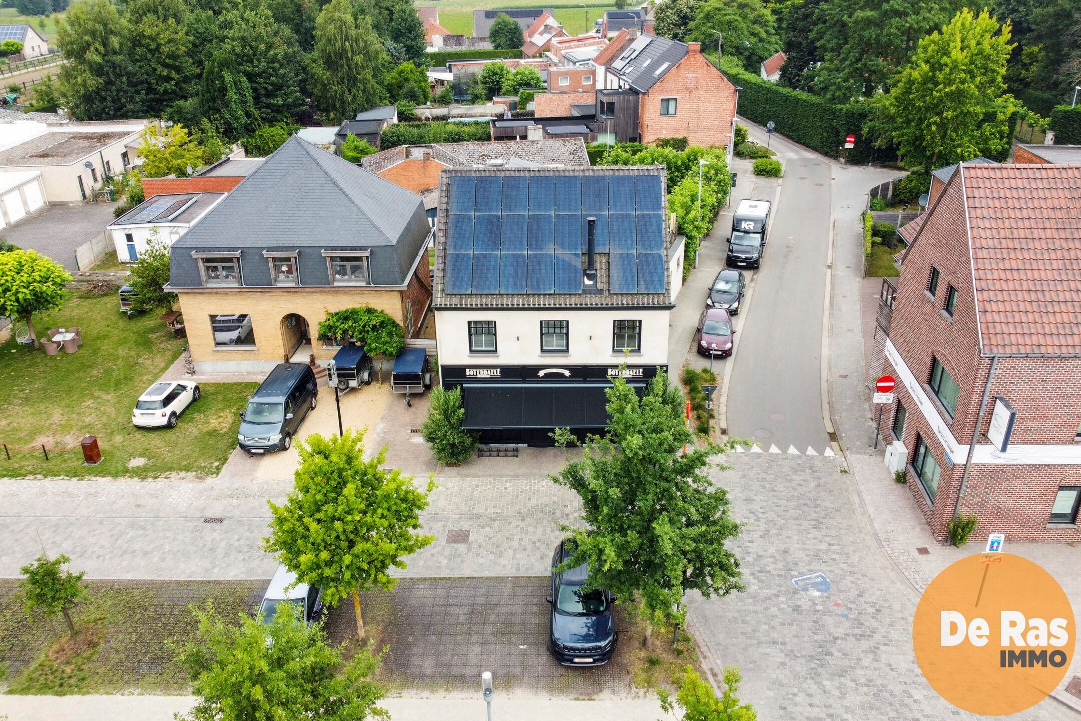 LAARNE - Bloeiende slagerij/traiteurzaak & luxe duplexapp. foto 46