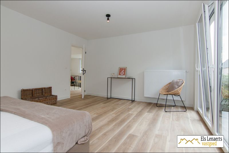 Prachtig gerenoveerde woning op topligging! foto 23