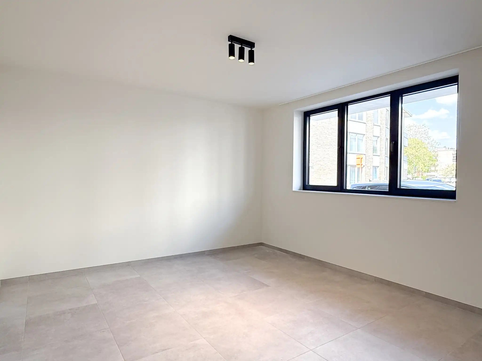 Gelijkvloers nieuwbouwappartement met tuin en twee slaapkamers foto 9