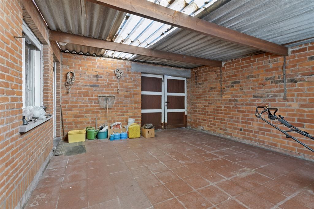 Knappe, te renoveren, woning op een gunstige locatie te Aarschot!  foto 21