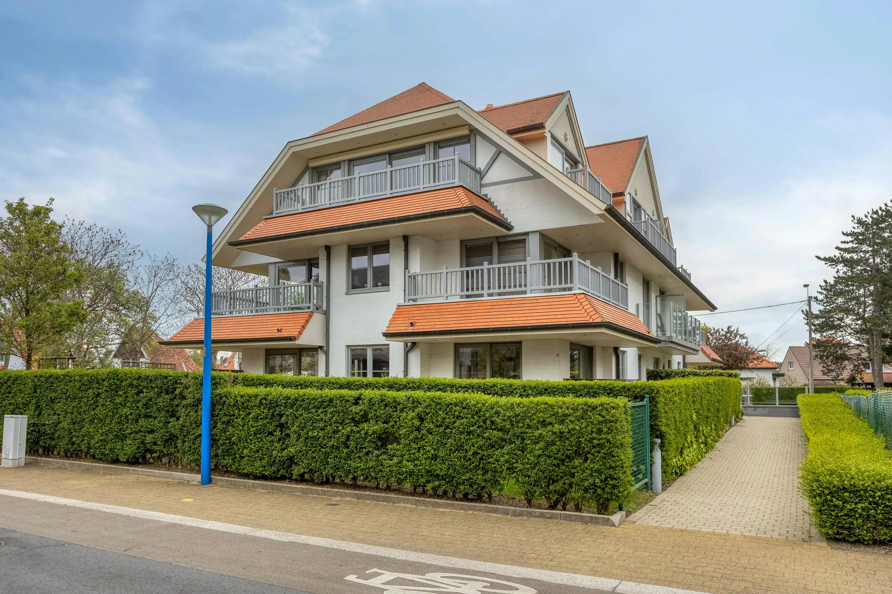 Gelijkvloers appartement (110m²) met tuin op topligging! foto 21