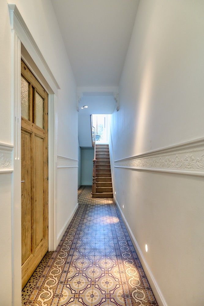Buitengewone interbellum architecten-burgerwoning met tuin die omgevormd werd tot een hedendaagse luxueuze concept-woning. foto 15