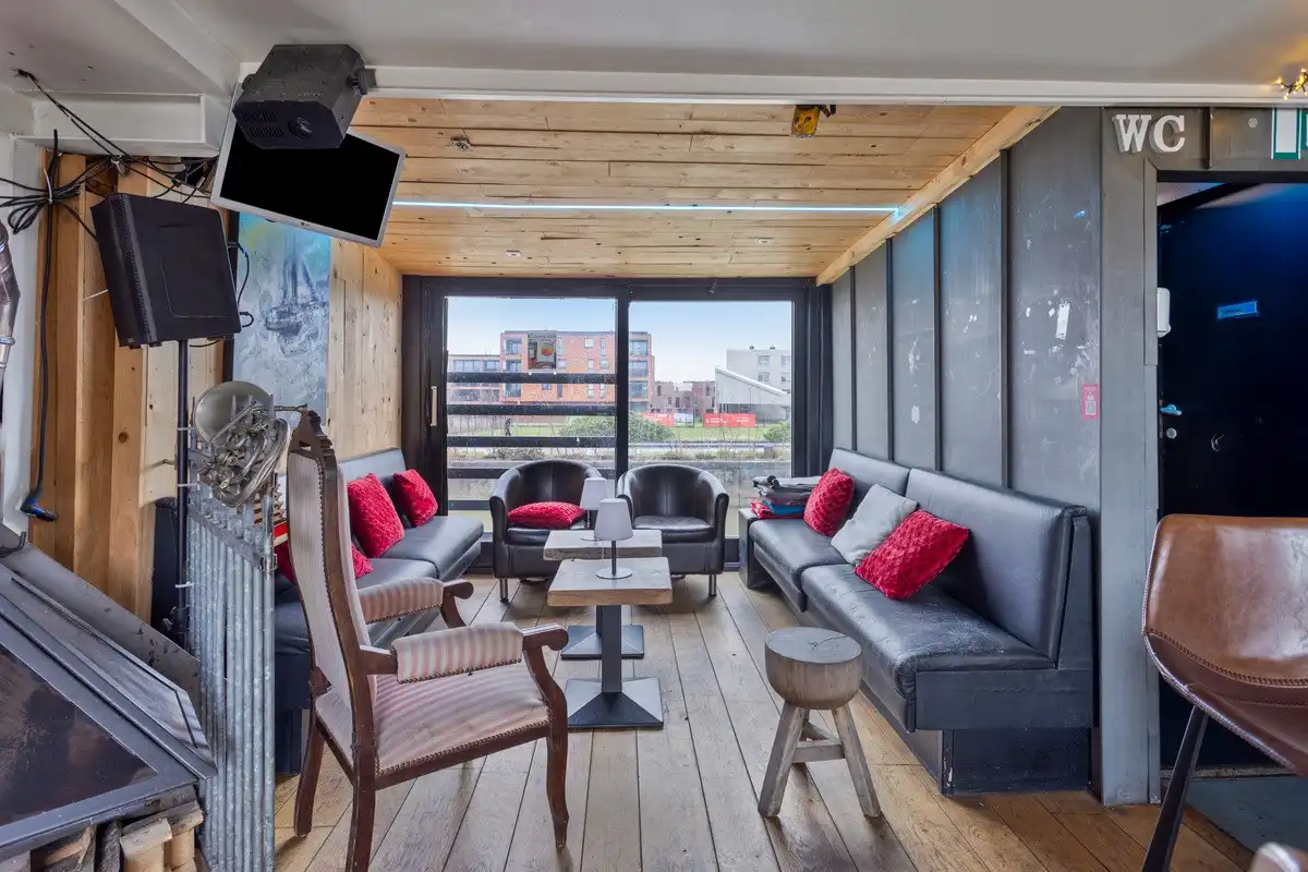 HORECABOOT met WOONST te AALST foto 11