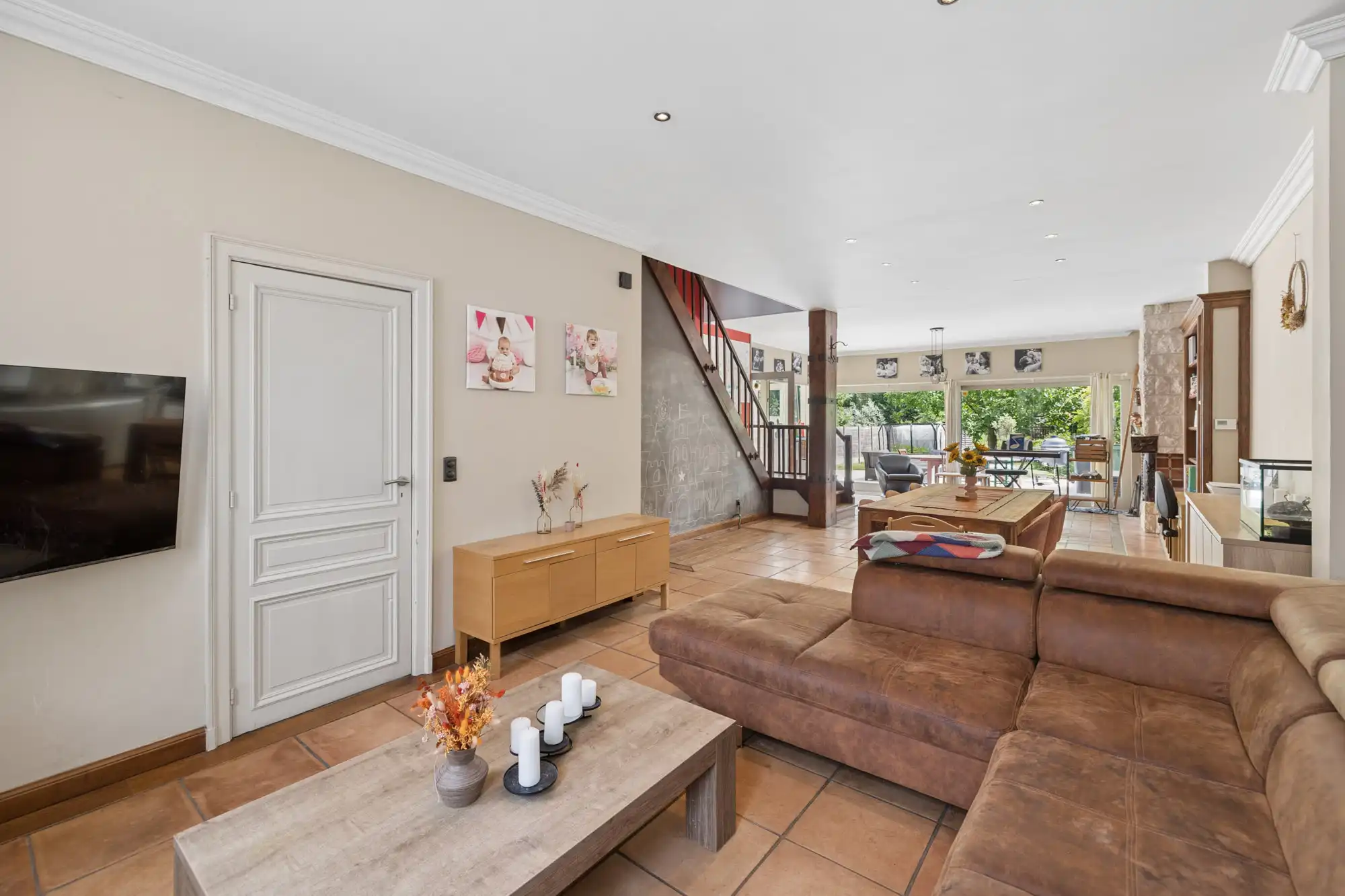 Instapklare woning met 3 slaapkamers en grote tuin foto 3