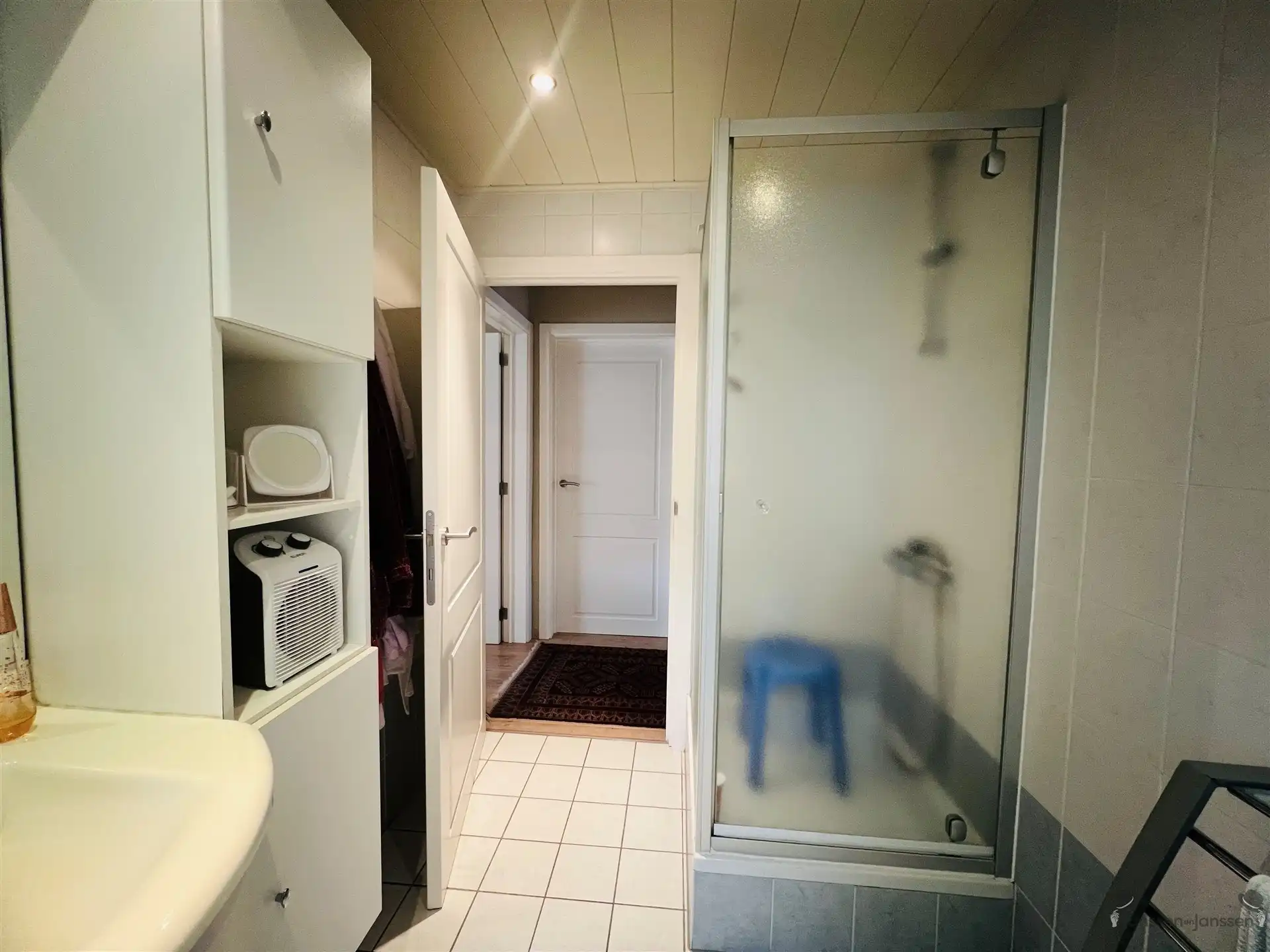 Appartement met 2 slaapkamers + onder- & bovengrondse autostaanplaats foto 6