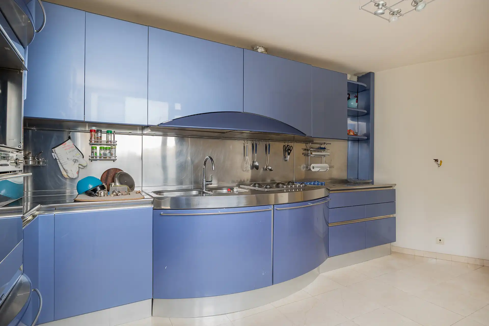 Ruime villa met 4 slpk's en 3 badkamers op toplocatie foto 10