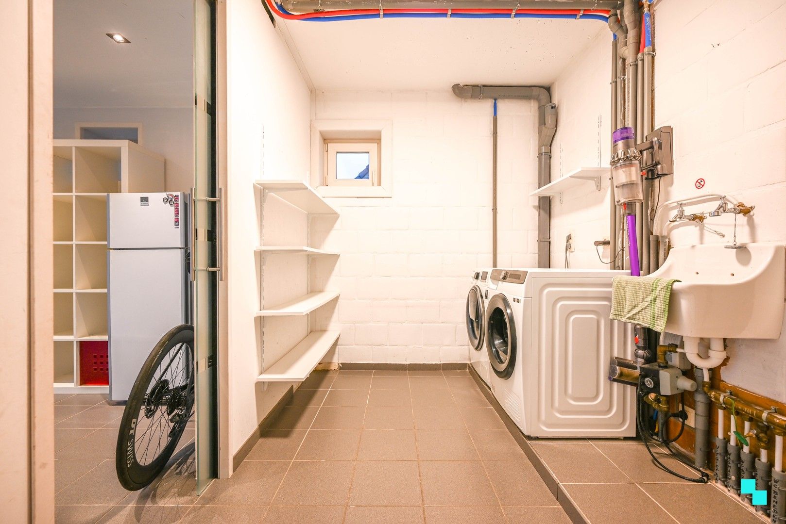 Instapklare woning nabij centrum Deerlijk foto 10