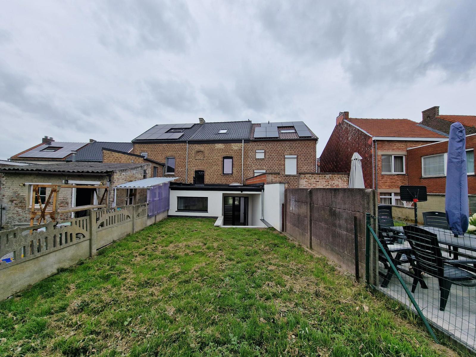 Volledig gerenoveerde woning 3 slpks te Attenhoven (Landen) foto 25