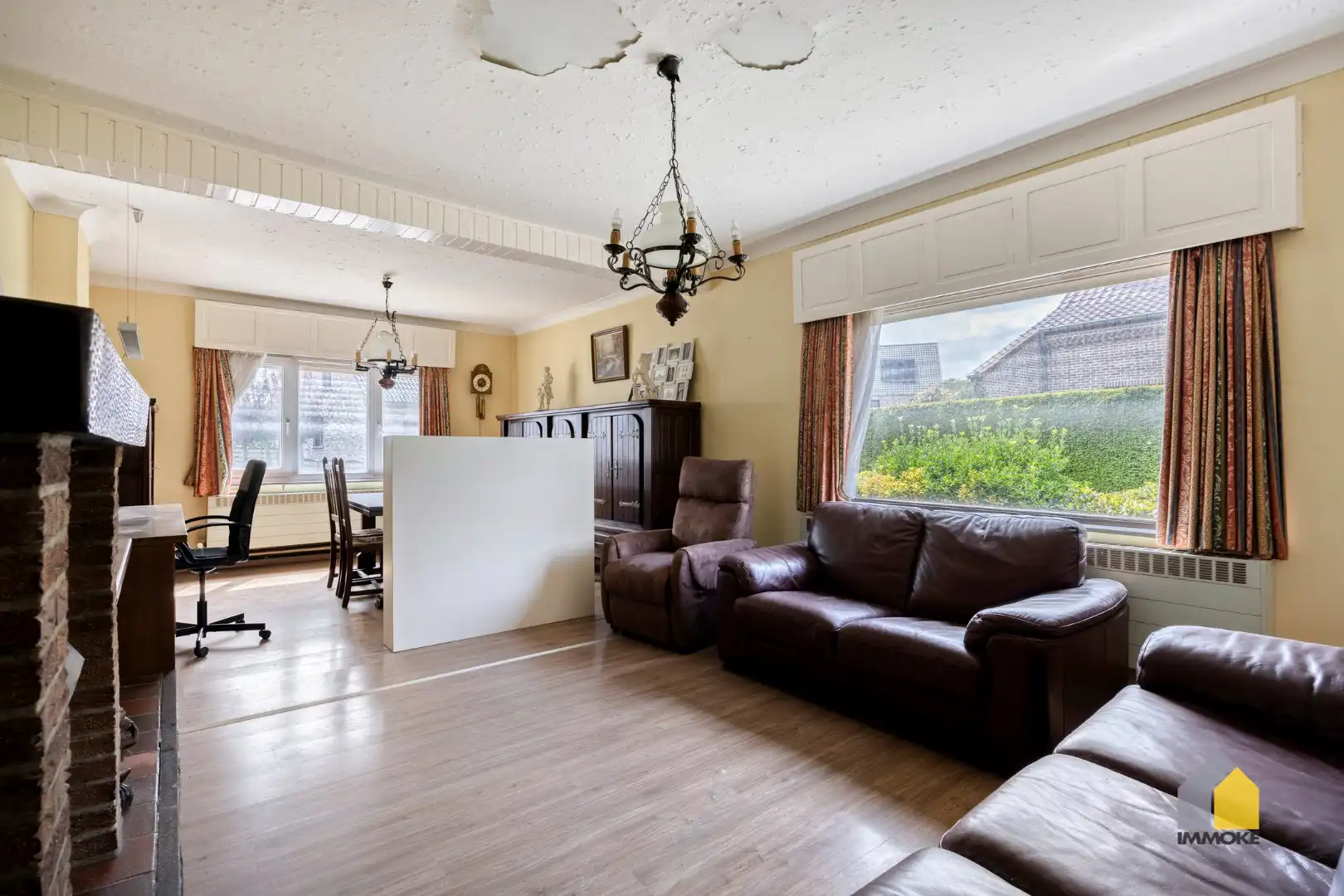 Te renoveren woning met 3 slpks op een perceel van 6 a 44 ca. foto 5