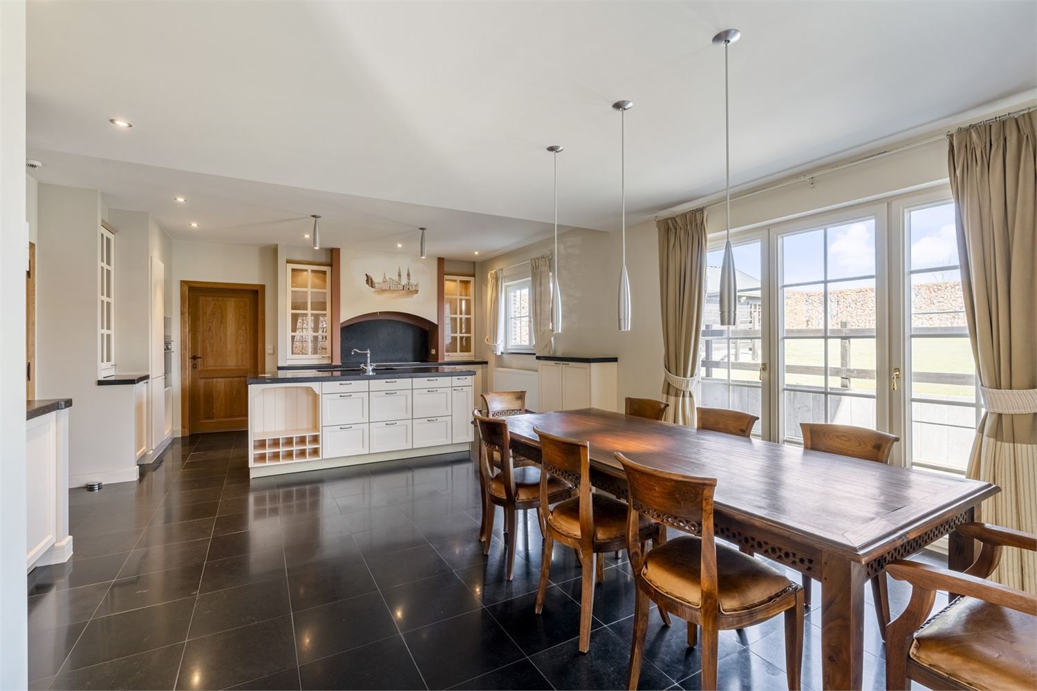 Exclusieve villa met hoogstaande afwerking in een idyllische omgeving foto 4