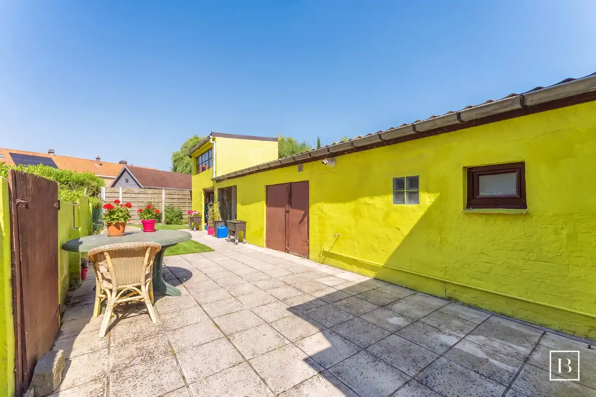 Goed onderhouden woning nabij het centrum foto 3