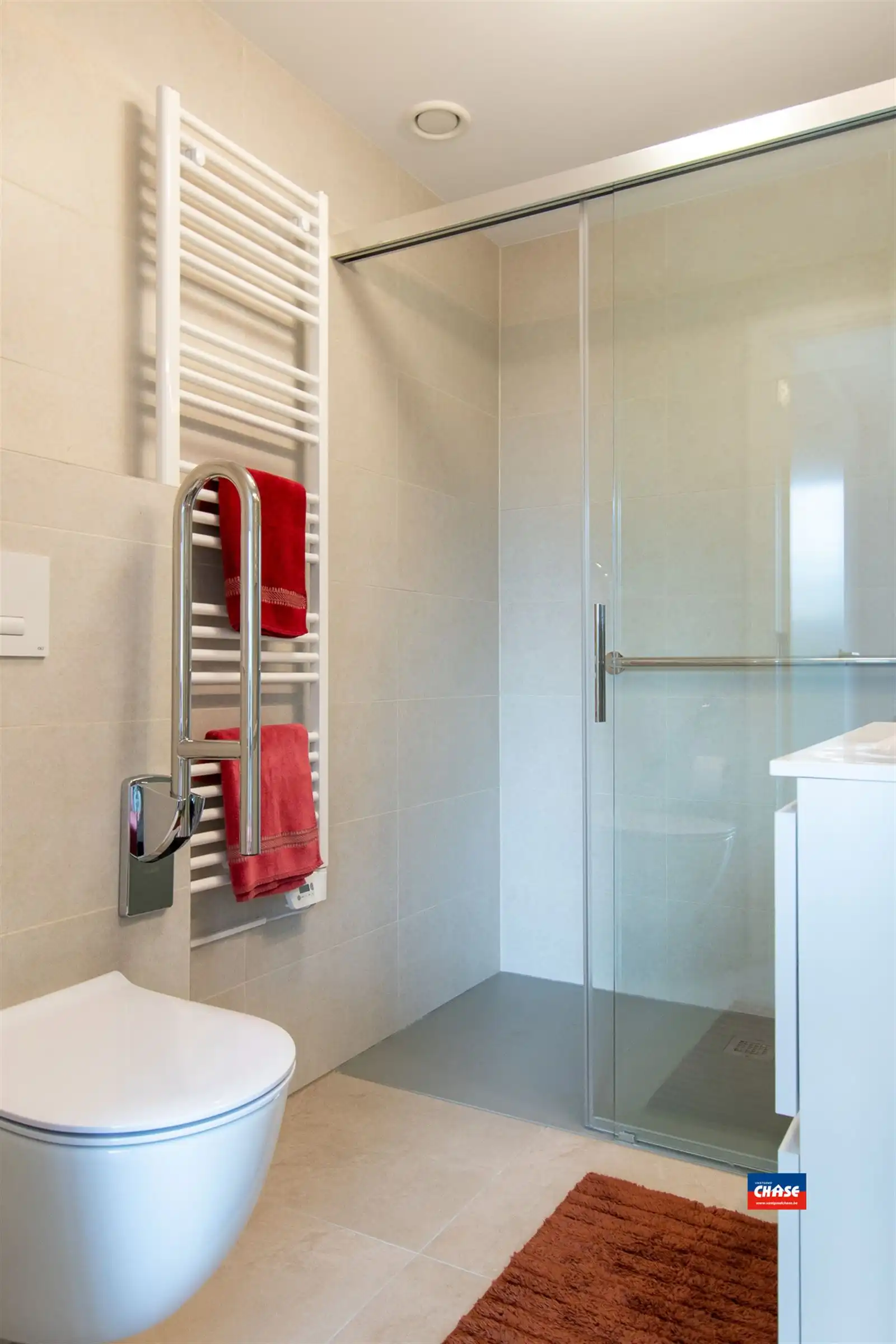 Prachtig nieuwbouw appartement met 2 slaapkamers en autostaanplaats foto 15