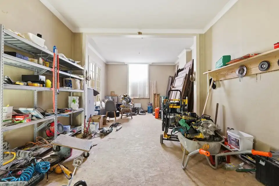 AUTHENTIEK TE RENOVEREN HERENHUIS IN SINT-TRUIDEN. foto 9