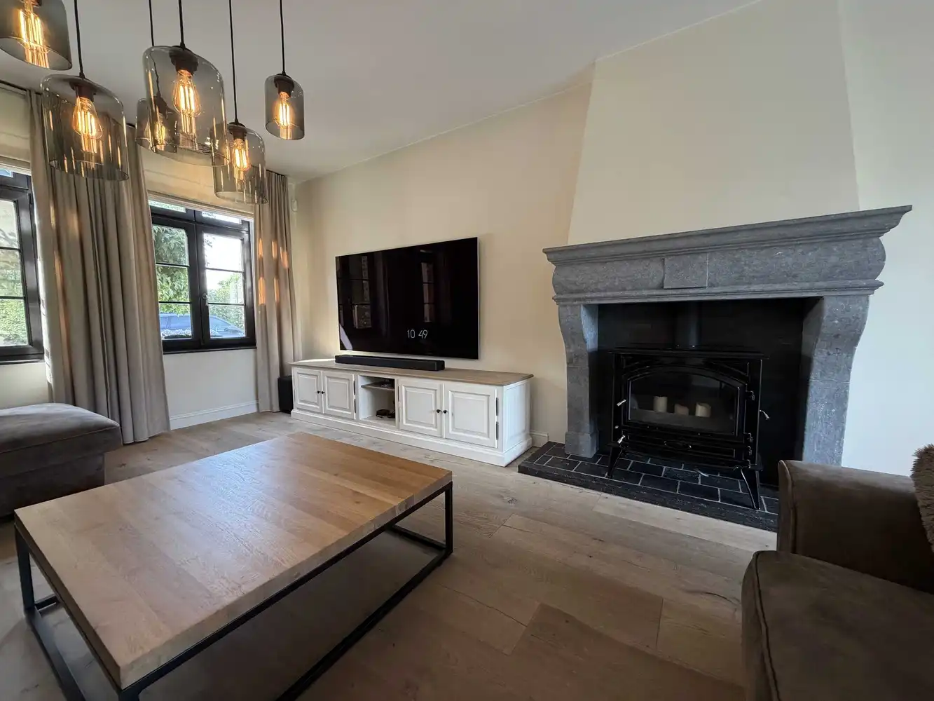 Klassevolle, recente villa (bouwjaar 2016) met hoogwaardige afwerking foto 15