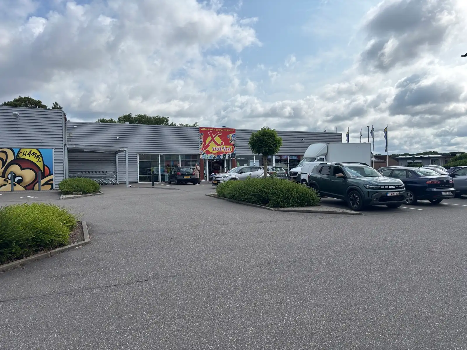 Handelspand 1.000 m² te huur – Retailpark foto {{pictureIndex}}