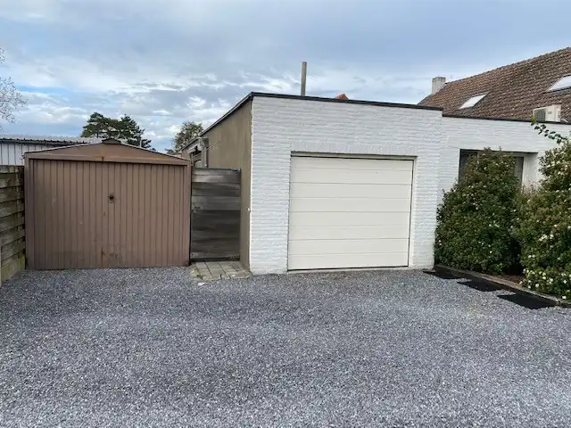 Uiterst gunstig gelegen kantoor met woonst. foto 69