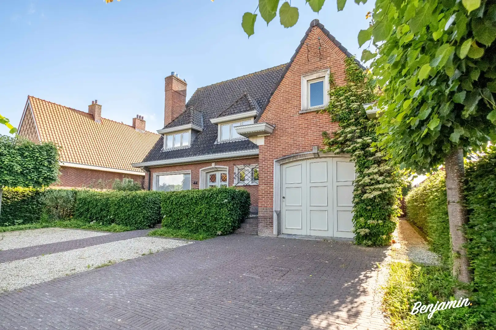 Villa met aparte praktijkruimte, zonnige tuin, garage en carport in Houthulst foto 28
