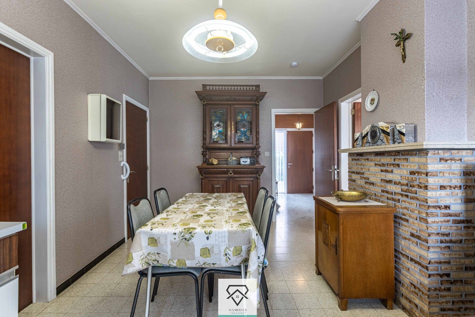 Vrijstaande woning op perceel van 1021 m² met loods en ruime tuin foto 10