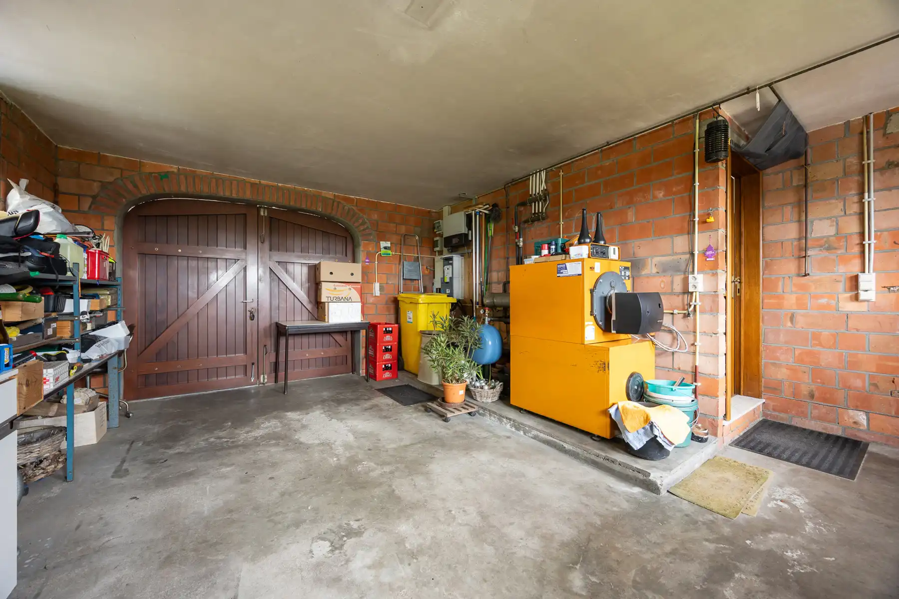 Rustig gelegen gezinswoning met 5 slaapkamers op een perceel van 1.782m². foto 13