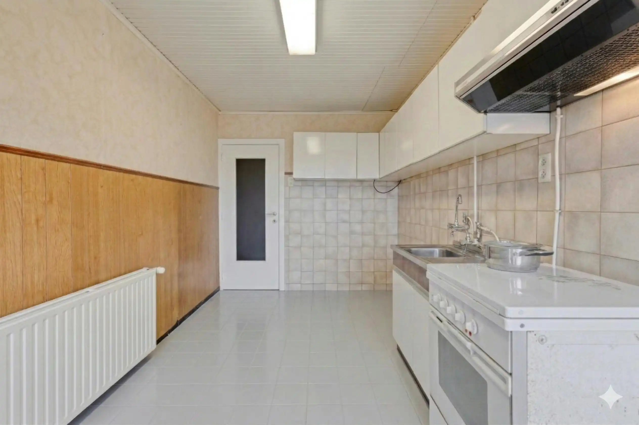 Woning met veel potentieel en ruime tuin in Brakel foto 12