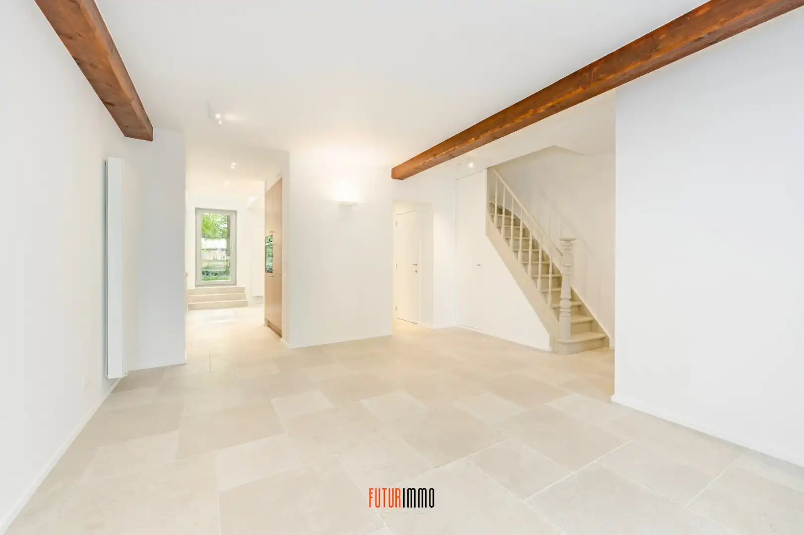 Instapklare gerenoveerde 3 slpk woning foto 2