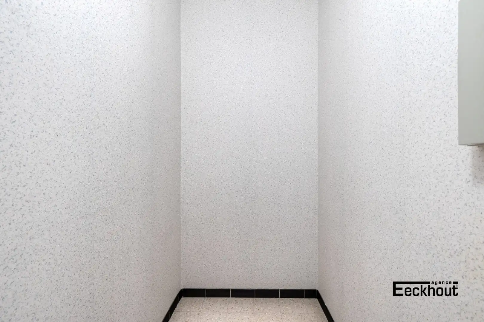 Zeer ruim appartement op gunstige ligging! foto 13