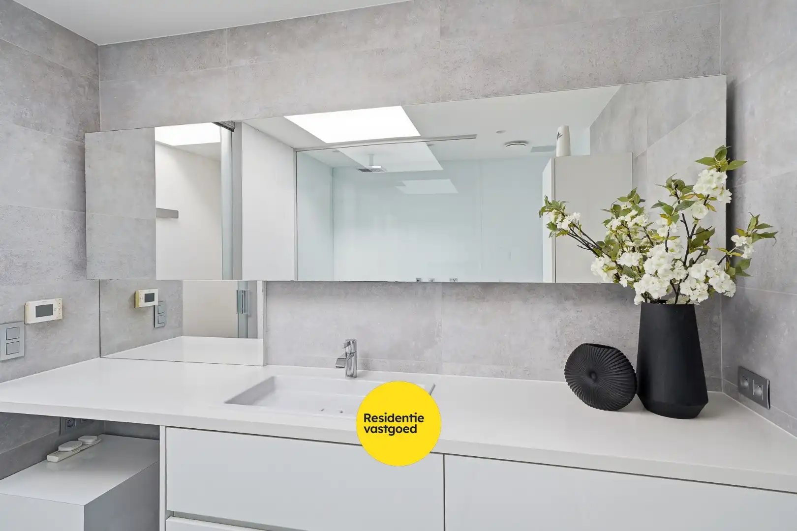 Ruime lichtrijke nieuwbouwvilla in centrum Oudenburg foto 26