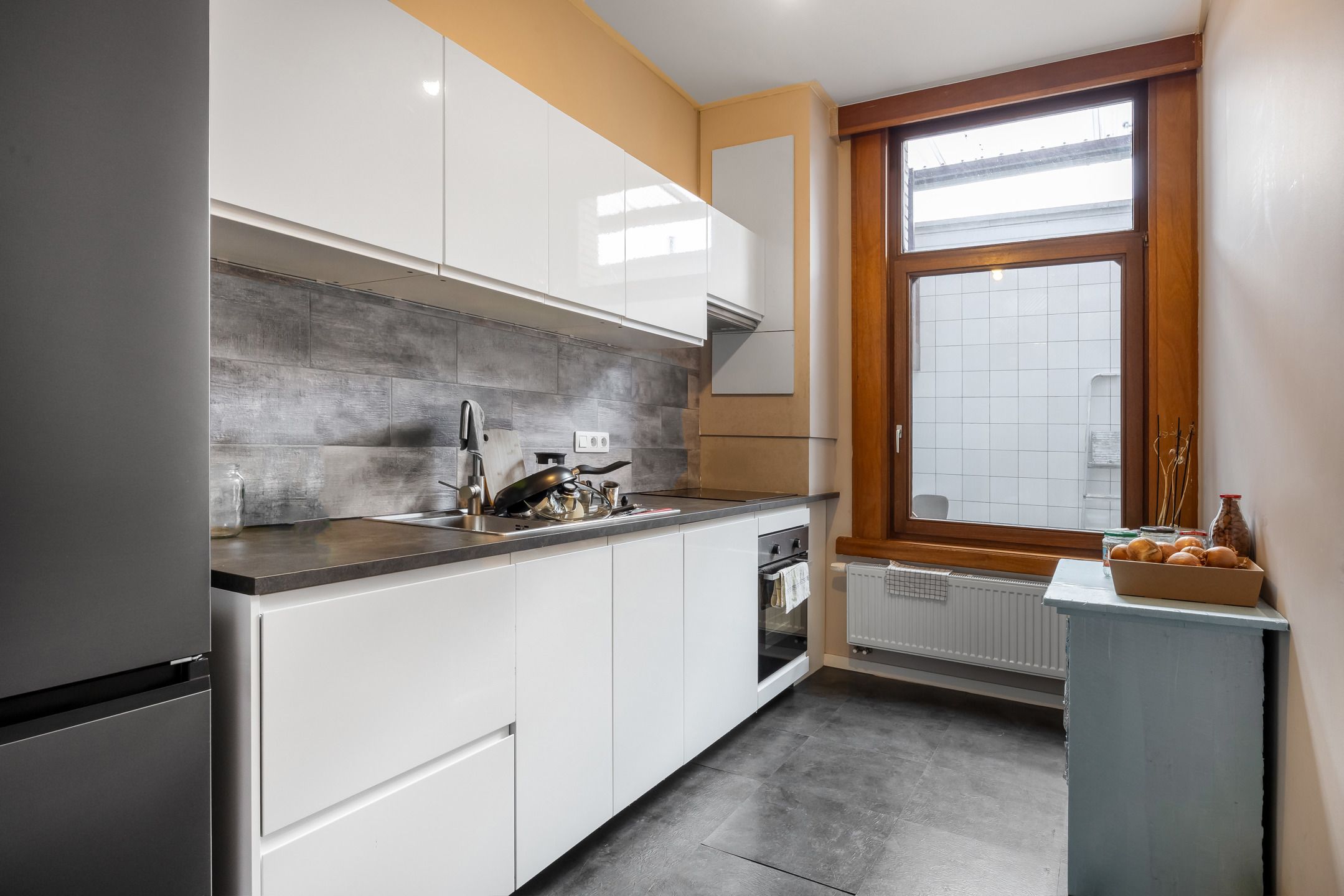 opbrengsteigendom bestaande uit 3 appartementen en 1 garage met oprit foto 15