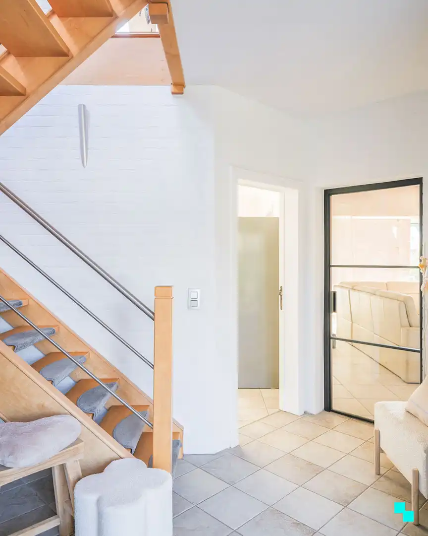 Villa met zonnige tuin en vier slaapkamers te Oostakker foto 6