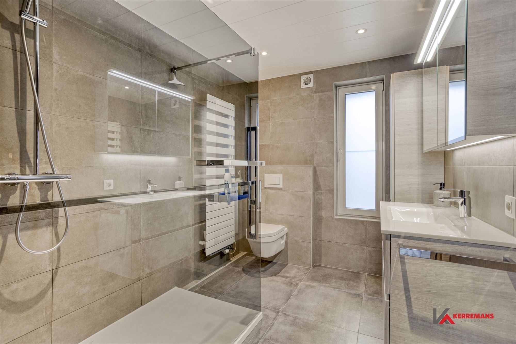 Energiezuinige woning met 3 slaapkamers (mog.4) en tuin. foto 16